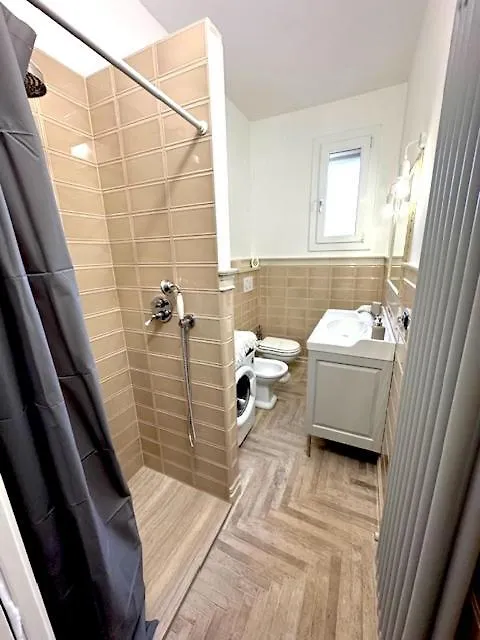 Apartment Brand New !!! Ancient Bologna Centrale Liberty Style Completely Renovated 2025