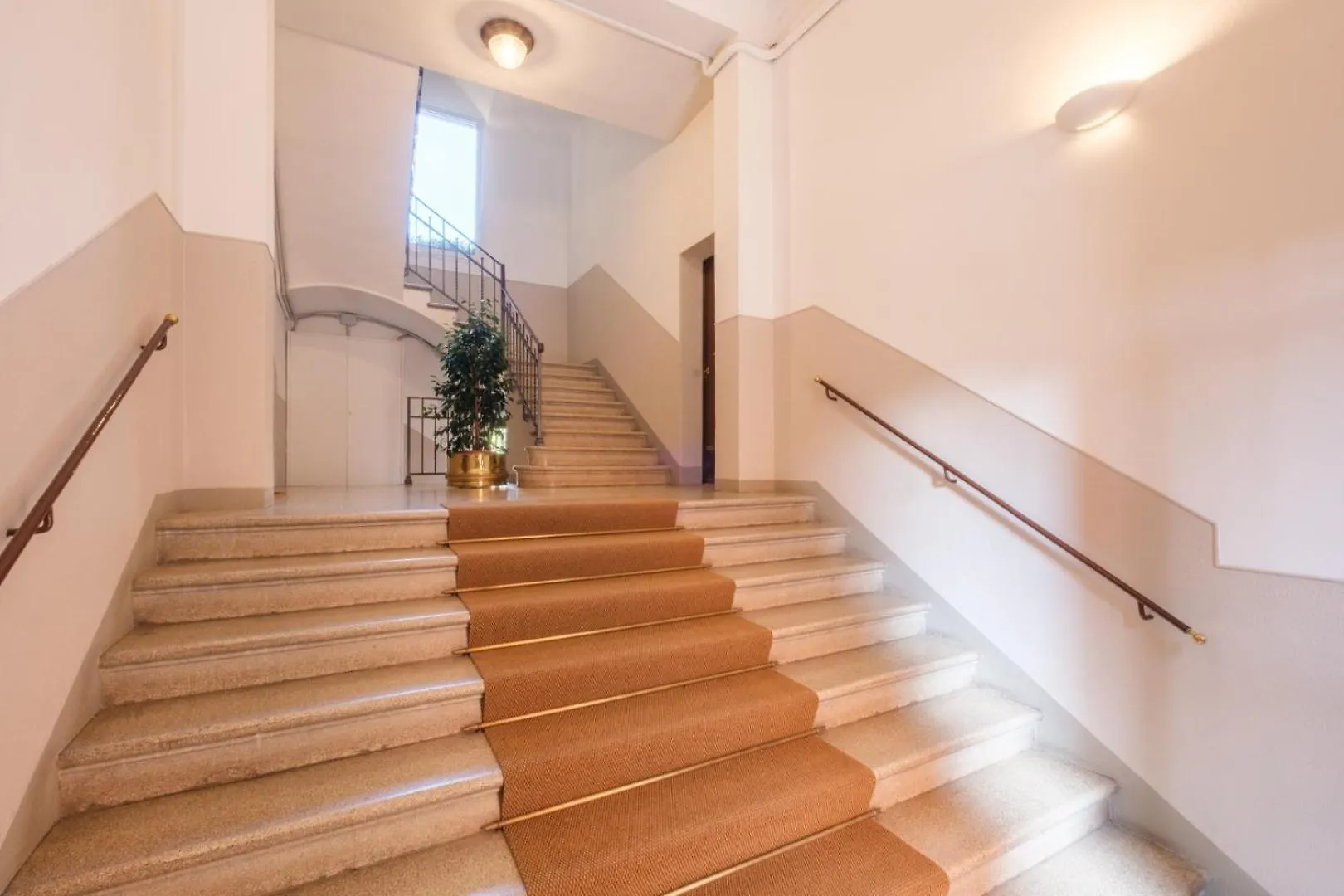 Brand New !!! Ancient Bologna Centrale Liberty Style Completely Renovated 2025 0*,  إيطاليا