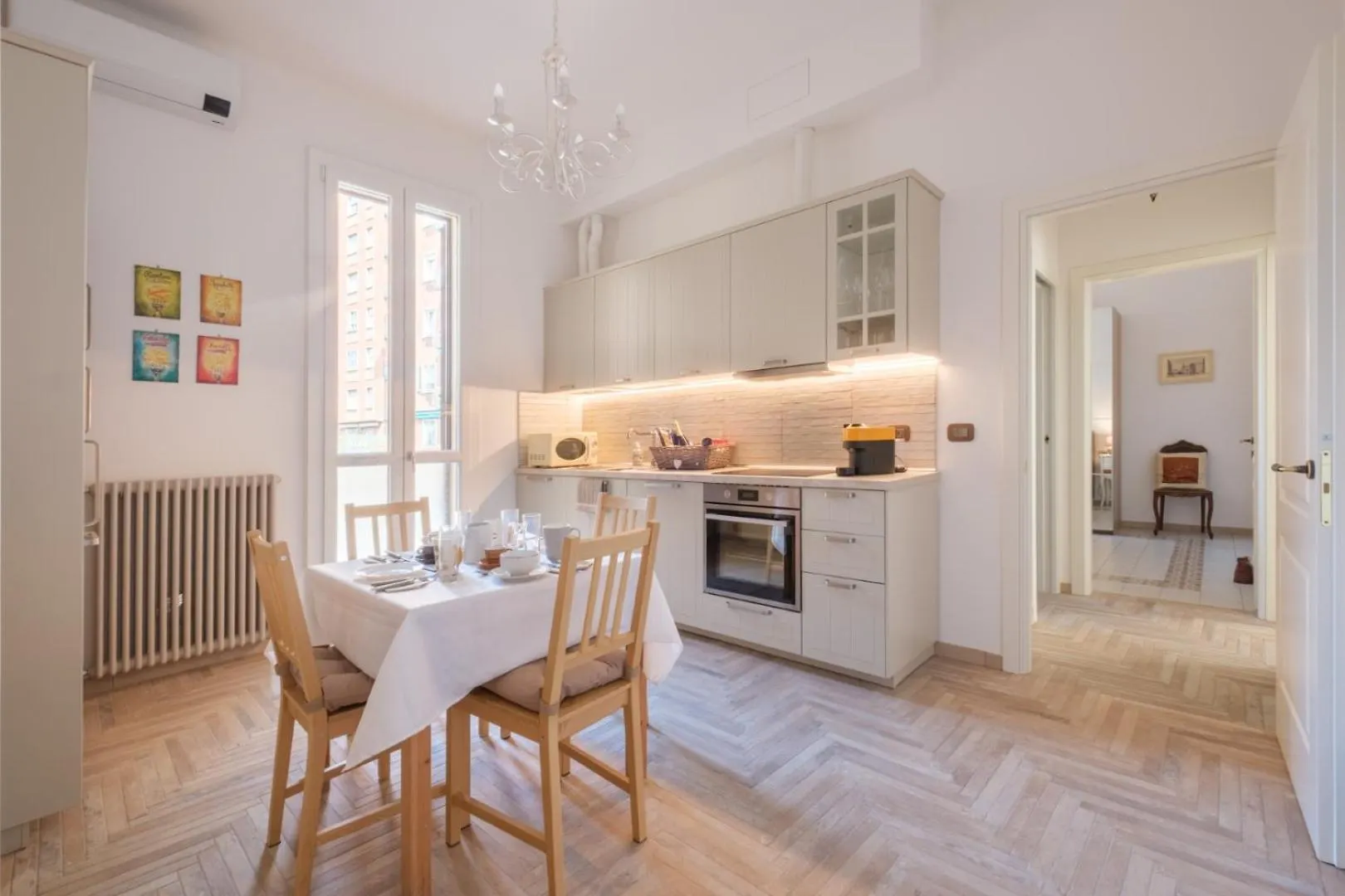 Brand New !!! Ancient Bologna Centrale Liberty Style Completely Renovated 2025 Itália