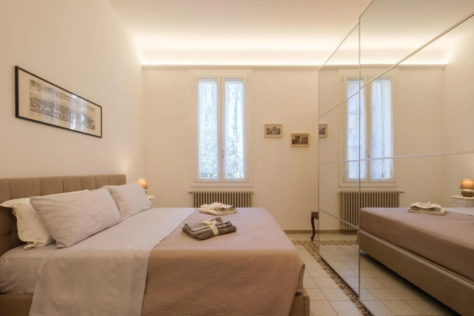 Brand New !!! Ancient Bologna Centrale Liberty Style Completely Renovated 2025 0*,  Itália